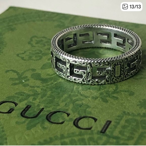 Gucci Silver unisex Patterned Ring excellent conditionsz 10 925 silver